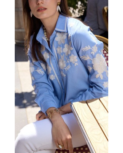 Chemisier à broderies florales