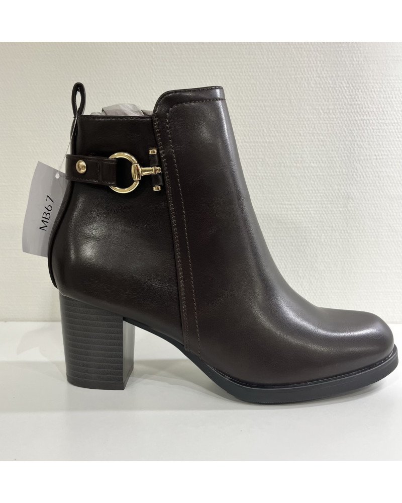 Bottines petit talon/ Marron