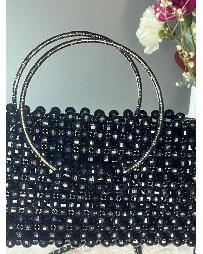 Sac à main perlé noir