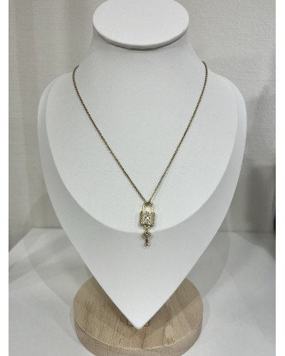 Collier pendentif cadenas et clé