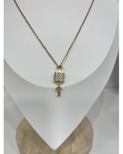 Collier pendentif cadenas et clé